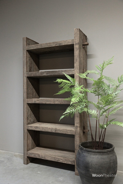 Boekenkast oud hout