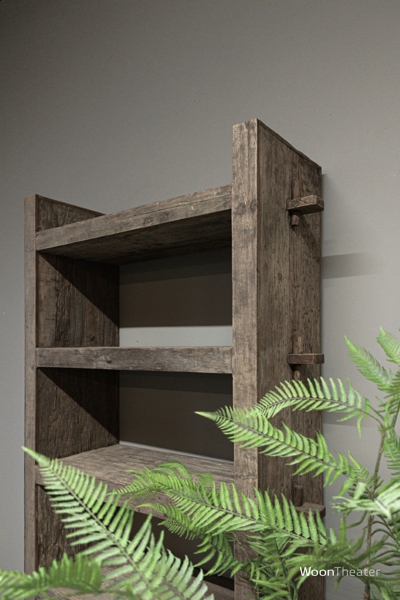 Boekenkast oud hout