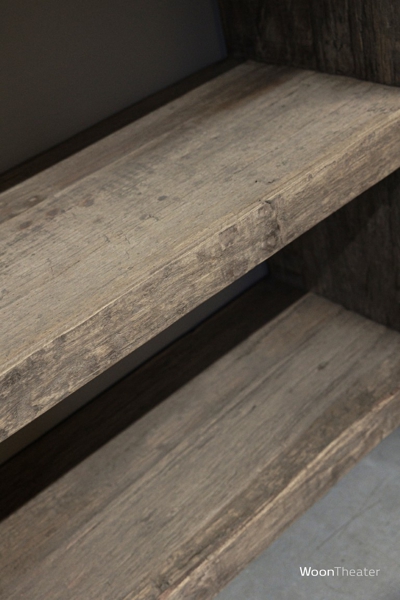Boekenkast oud hout