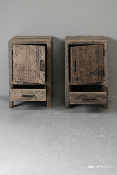 Set/2 nachtkastje oud hout