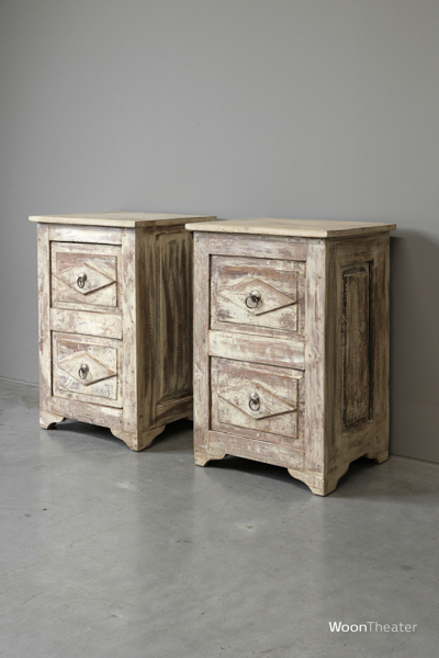 Set/2 oude nachtkastjes