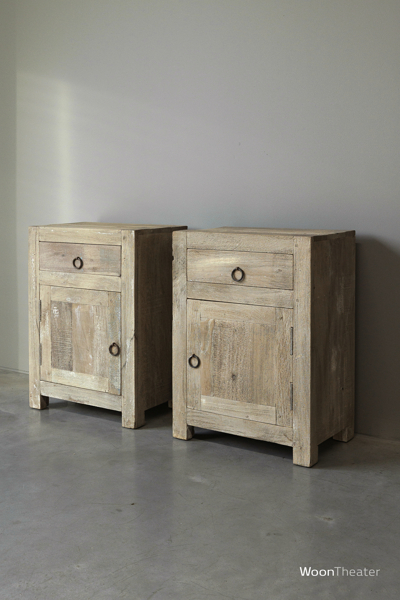 Set/2 oude nachtkastjes