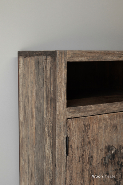 Set/2 nachtkastjes oud hout