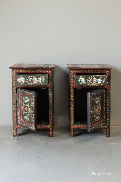 Set/2 oude nachtkastjes