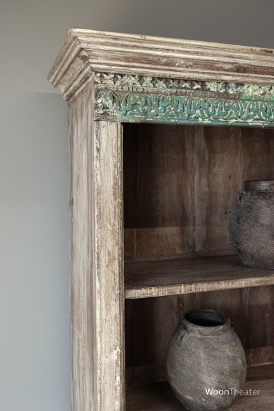 Origineel oude boekenkast