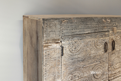 Oud dressoir | snijwerk