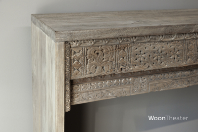 Oude wandtafel snijwerk