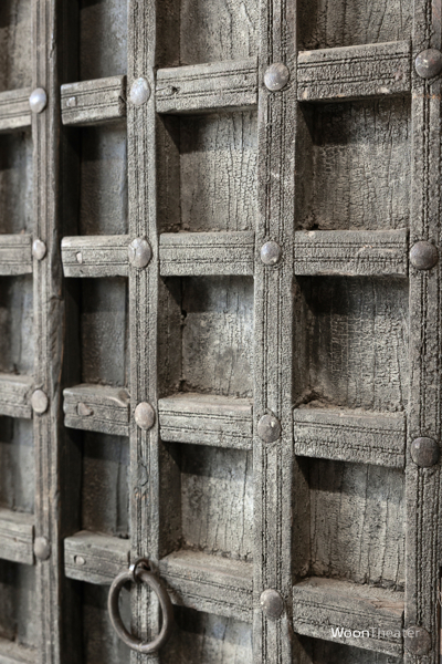 Oude dichte kast | India