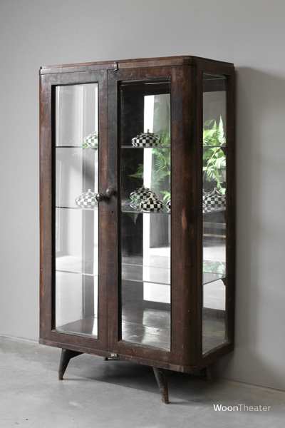 Origineel oud vitrinekastje 