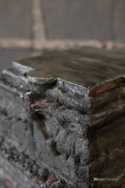 Kandelaar / plateau | oude pilaarvoet | India