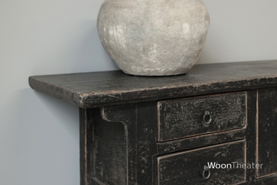 Oud dressoir laag | China