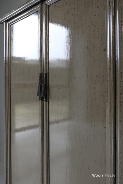 2 deurs kastje | bruin