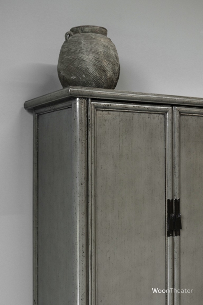 2 deurs kastje | licht bruin