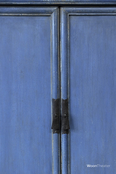 2 deurs kastje | licht blauw
