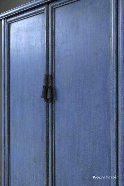 2 deurs kastje | licht blauw