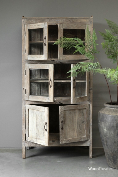 Oude vitrinekast | rustiek