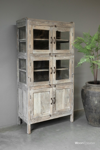 Oude vitrinekast | rustiek