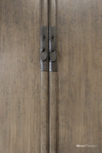 Oude dichte kast | China