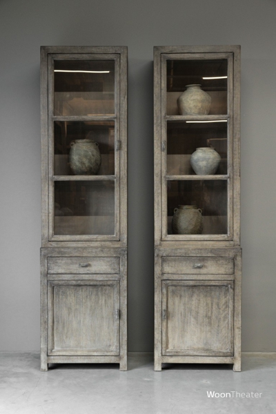 Vitrinekast | Patine links