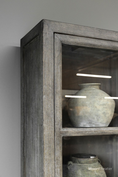 Vitrinekast | Patine links