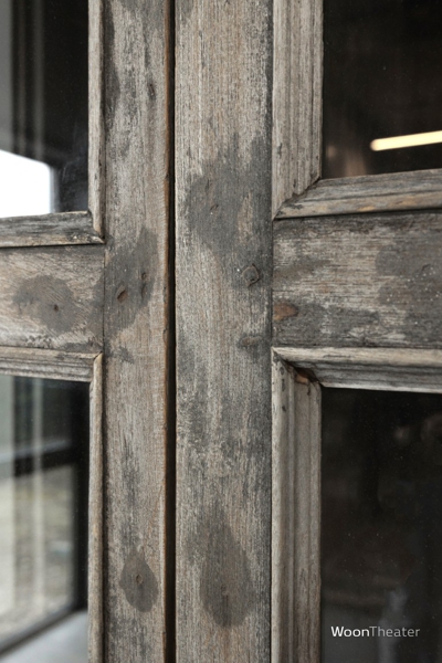 Oude vitrinekast | rustiek