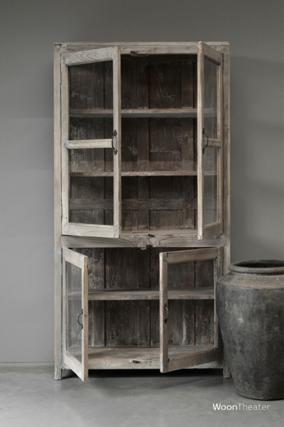 Landelijke vitrinekast