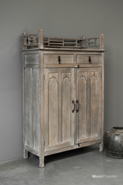 Origineel oud kastje | India