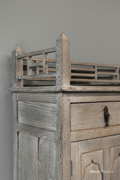 Origineel oud kastje | India