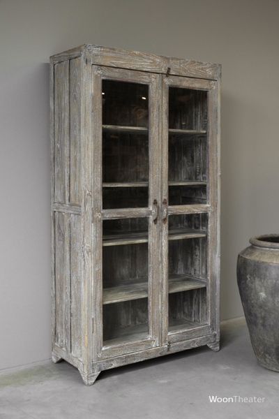 Origineel oude vitrinekast 