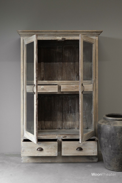 Origineel oude vitrinekast