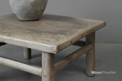 Origineel oude bijzettafel 