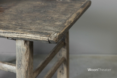 Oude bijzettafel | Landelijke stijl