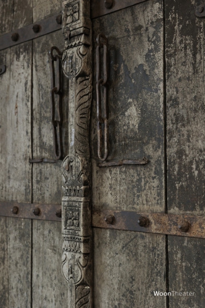 Oude deur | India