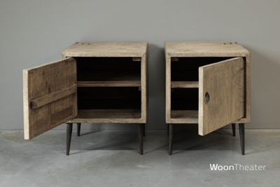 Set/2 nachtkastje oud hout