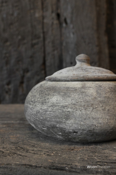 Verweerd potje met deksel | Old Barn